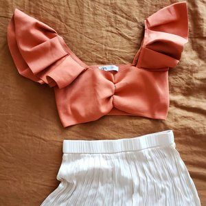 ZARA RUFFLED KNIT CROP TOP